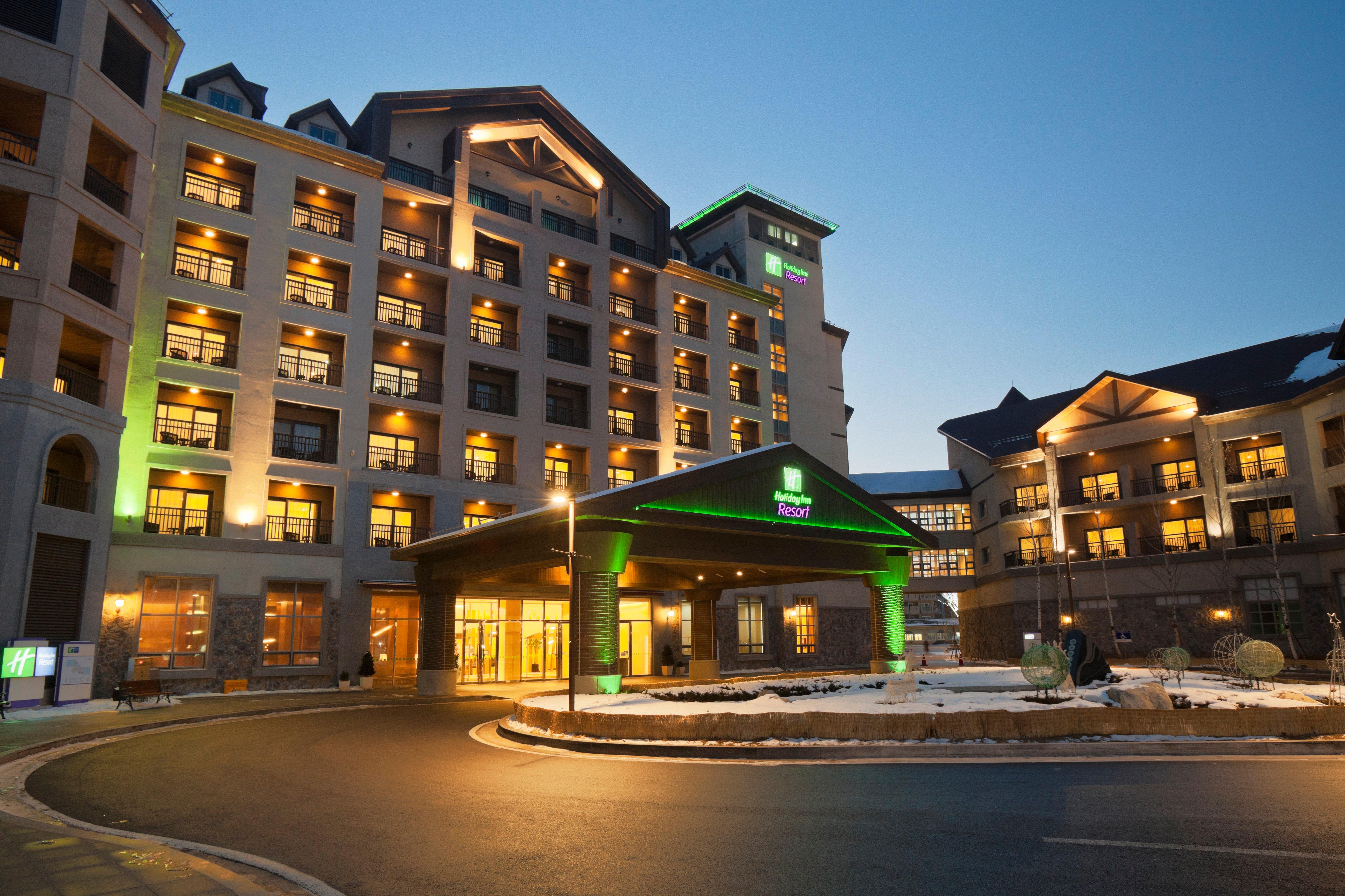 Holiday Inn Resort Alpensia Pyeongchang By Ihg Exterior photo